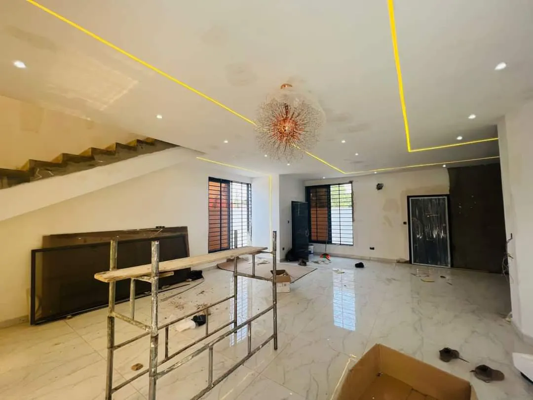 house for sale at achimota​