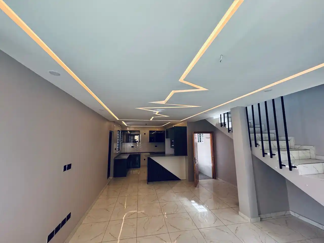 3 bedroom house for sale at lakeside estates