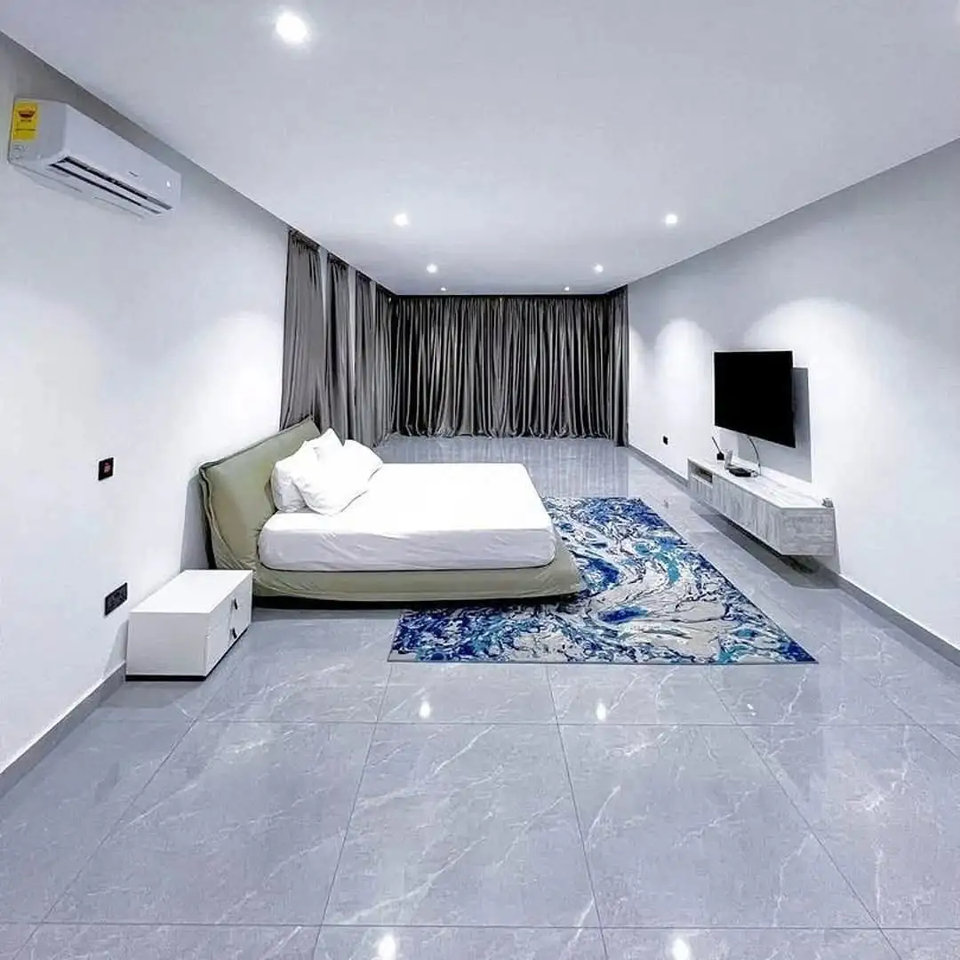 4 BEDROOM house for rent in cantonments accra​