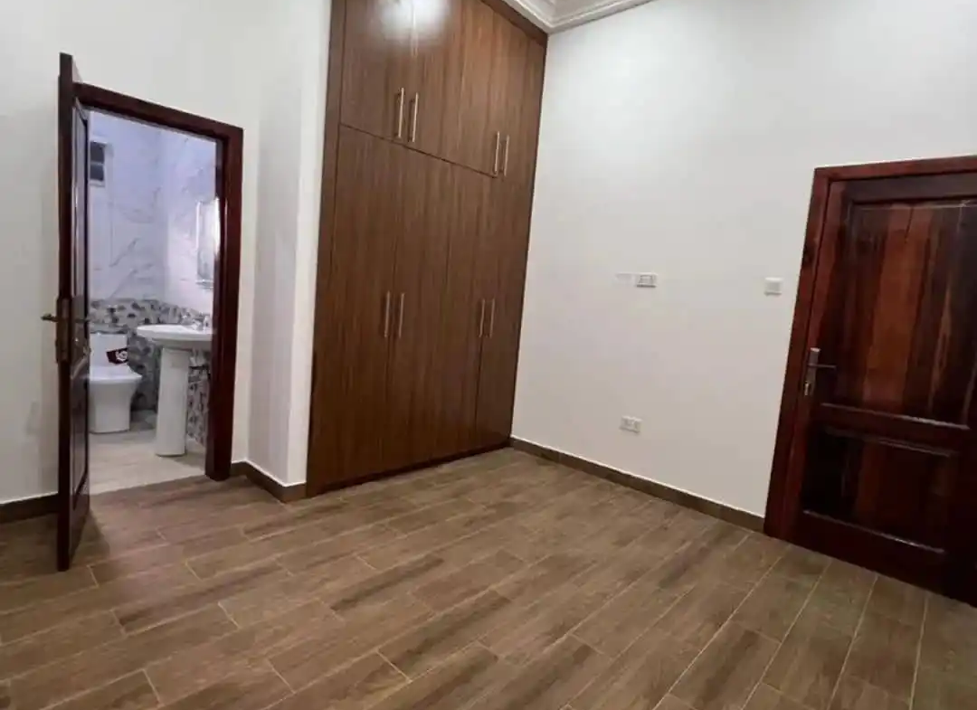 3 bedroom house for sale at oyarifa​