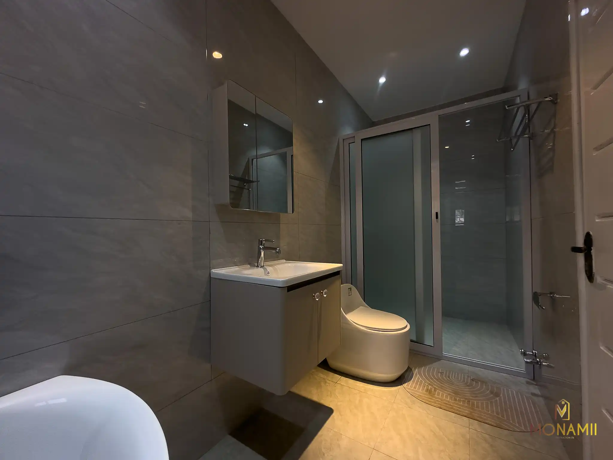 3 bedroom house for sale in lakeside estate by owner