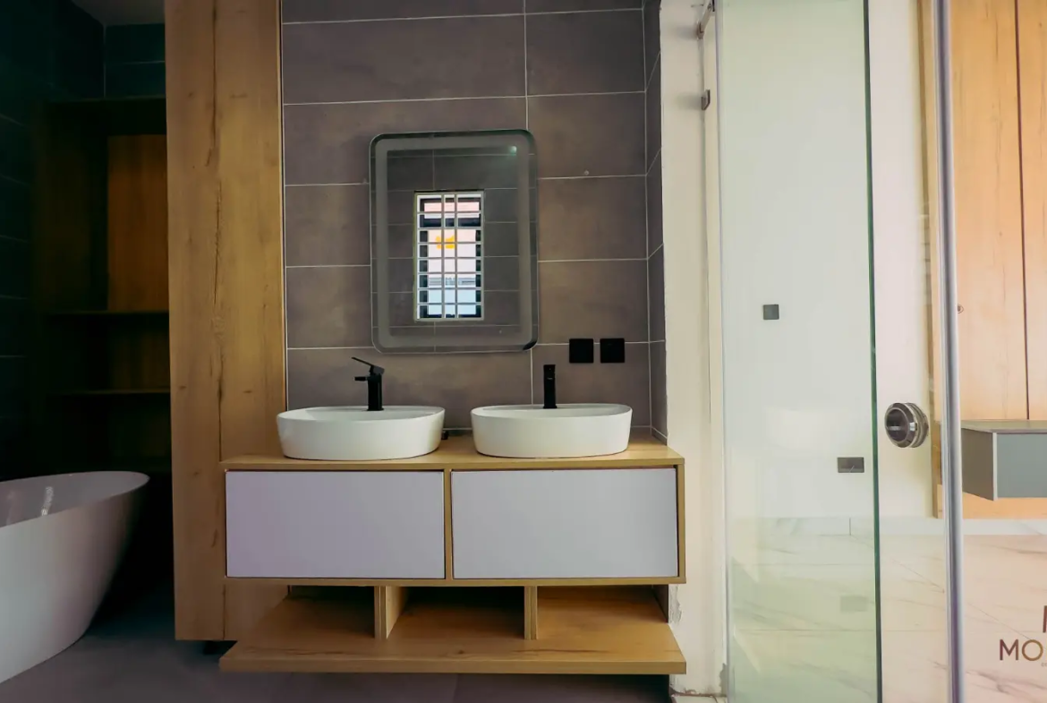 3 bedroom house botwe for sale