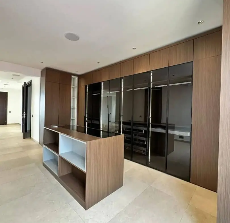 5 bedroom house for sale adjiriganor​