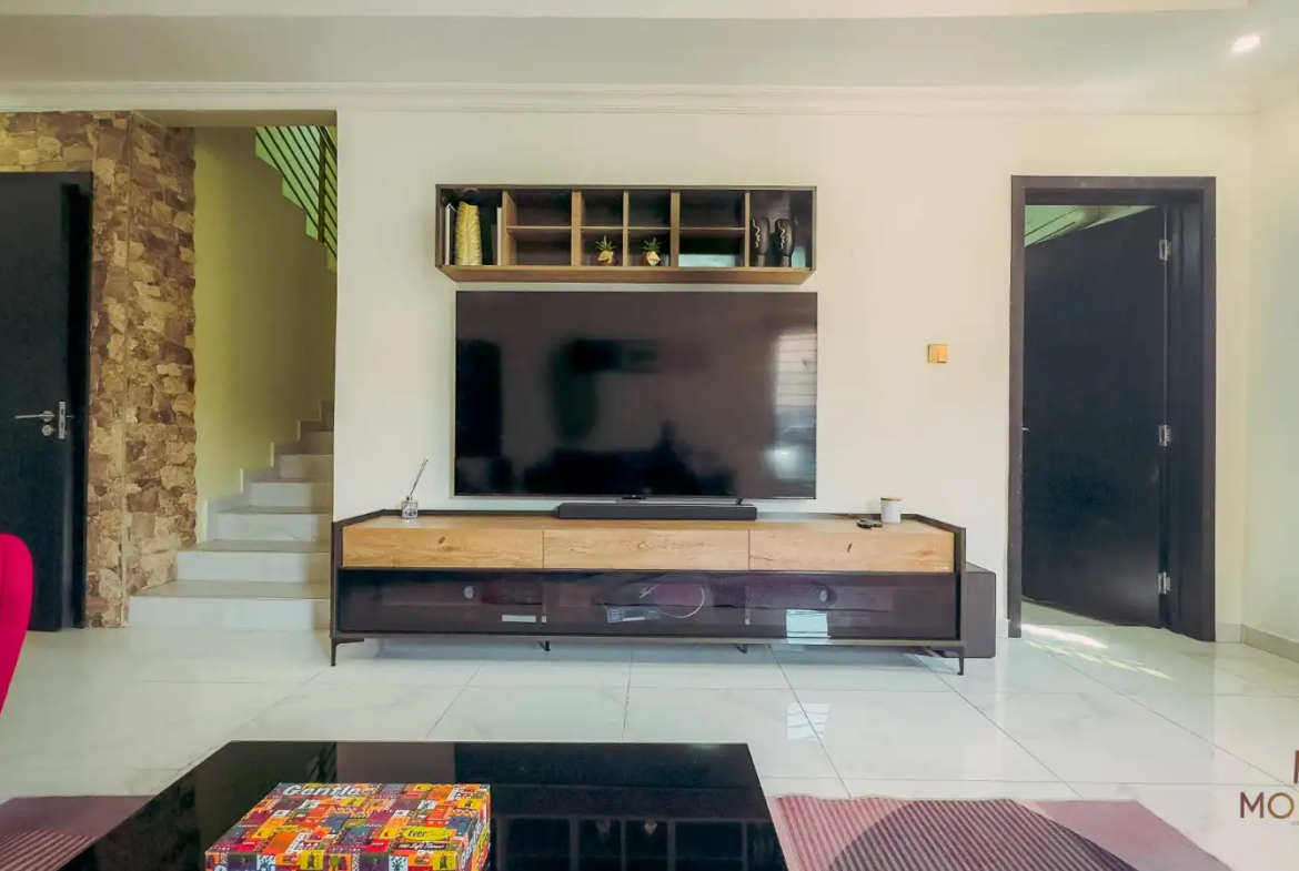 houses for sale af madina upsa area