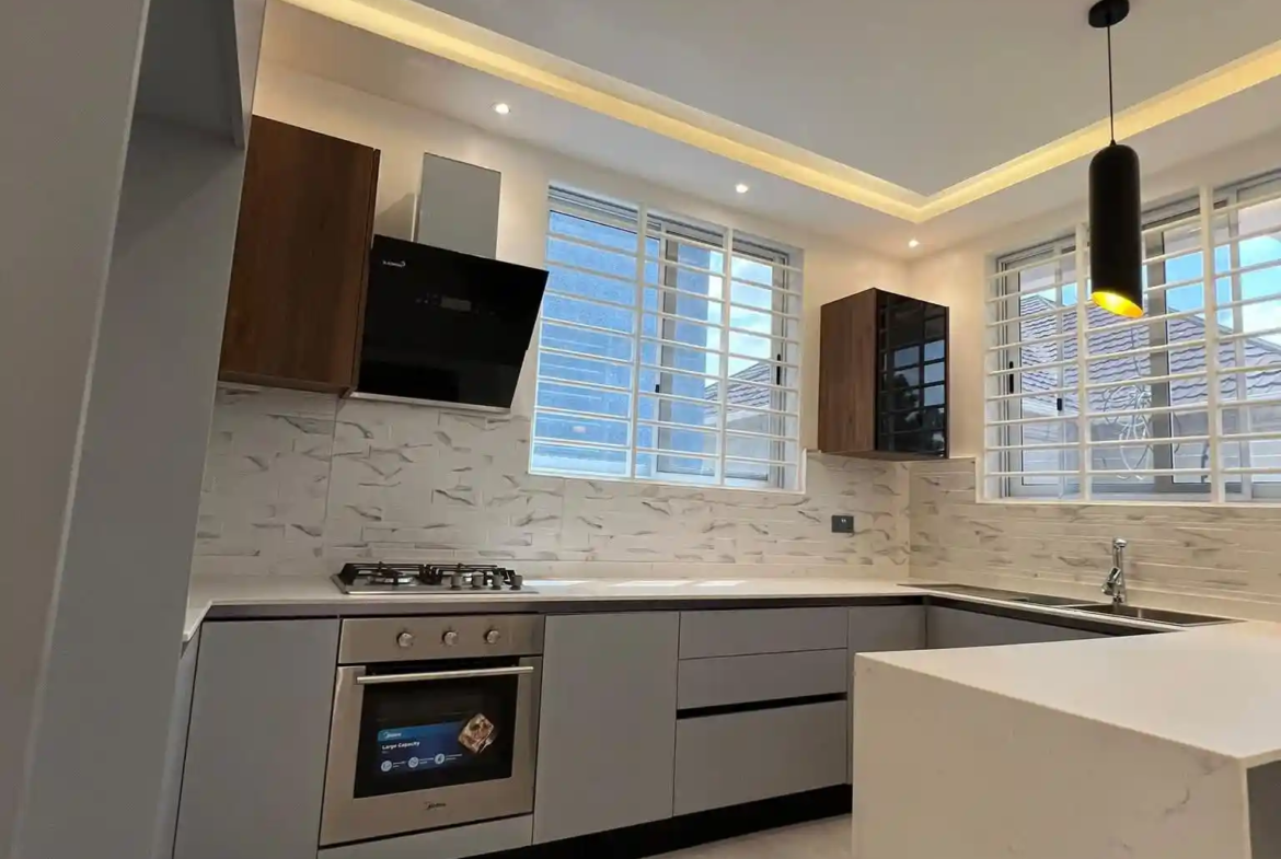 3 bedroom house rent oyarifa