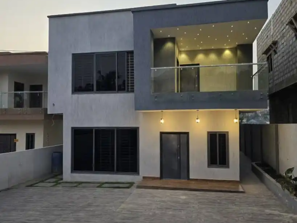 4-BEDROOM HOUSE FOR SALE in KWABENYA