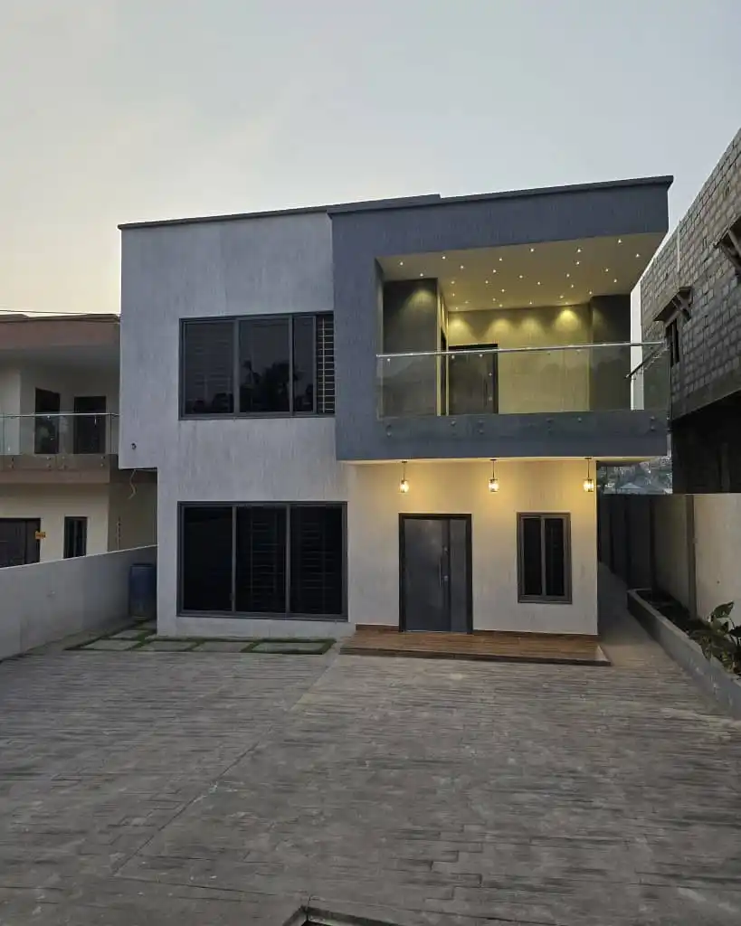 4-BEDROOM HOUSE FOR SALE in KWABENYA