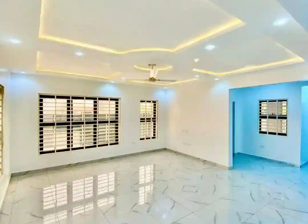 4 bedroom house for sale haatso