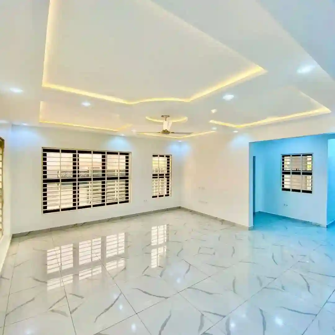 4 bedroom house for sale haatso