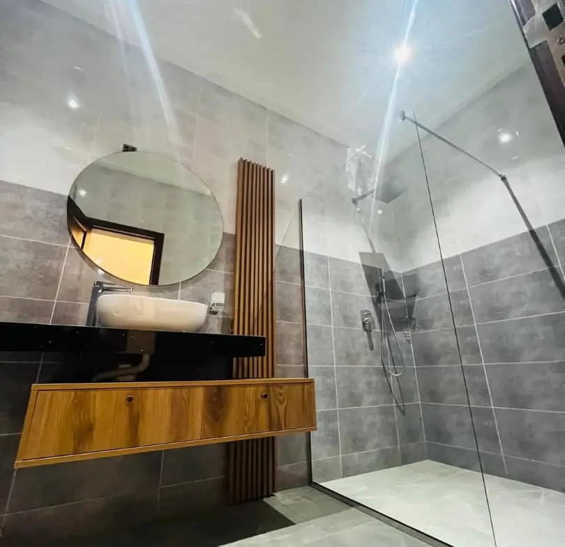 houses for sale in east legon​,