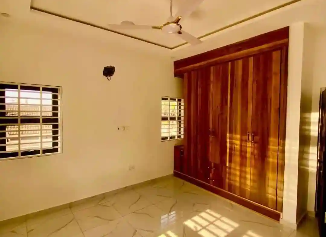 4 bedroom house for sale haatso