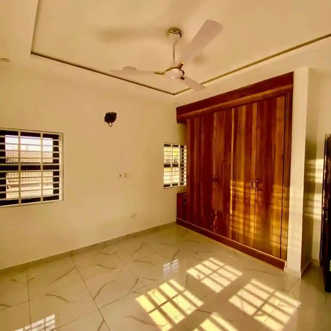 4 bedroom house for sale haatso