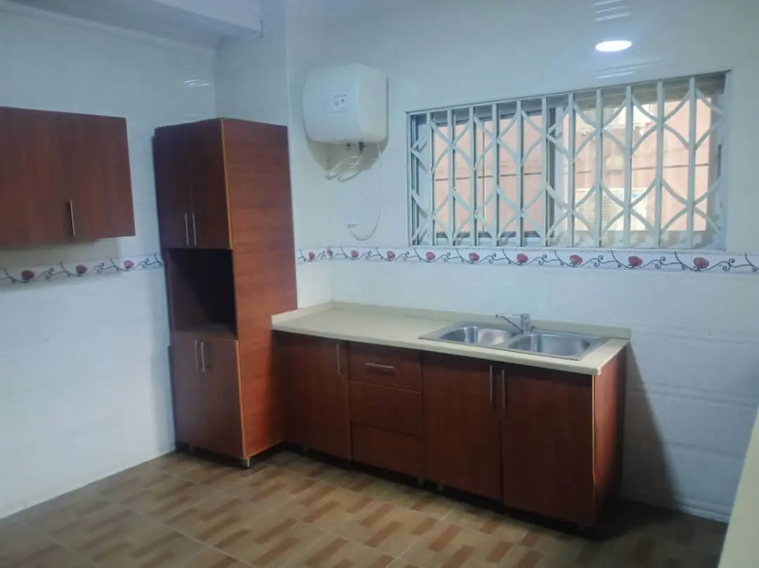 5-Bedroom House for Rent in Cantonments, Accra