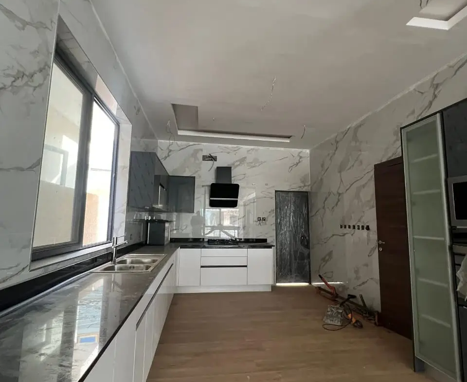 4 bedroom house sale botwe school junction