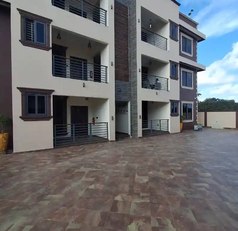 2 bedroom apartment rent east airport