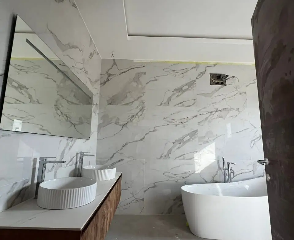 4 bedroom house sale botwe school junction