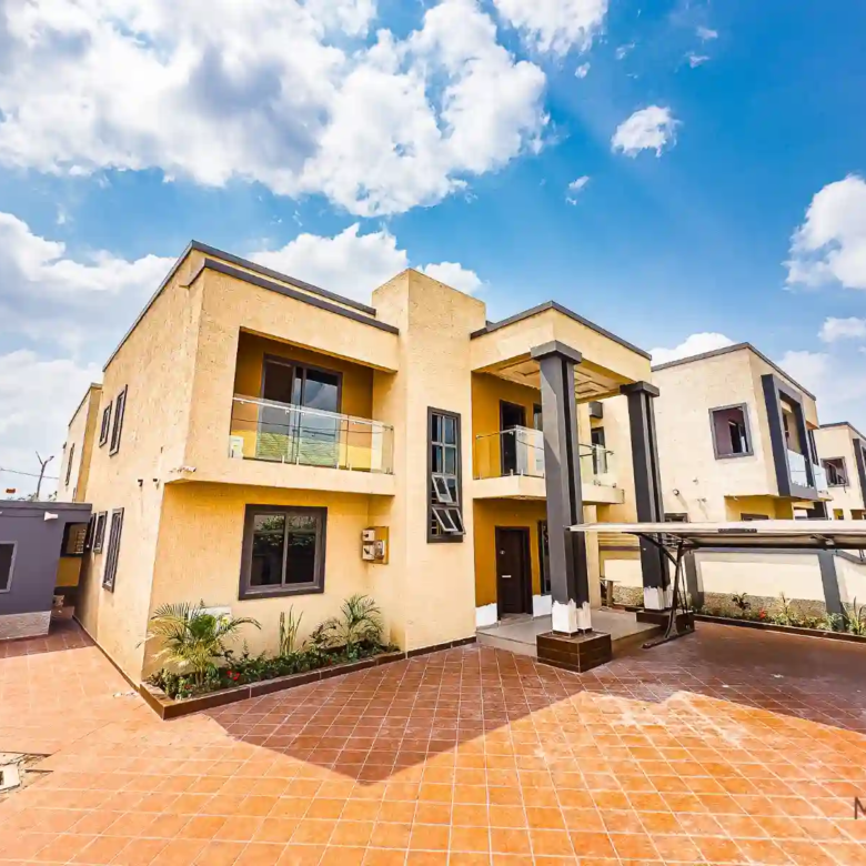 4 bedroom house sale atomic roundabout taifa