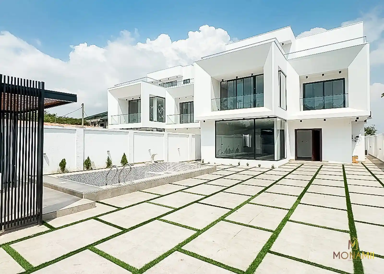 5 bedroom houses for sale in ashaley botwe