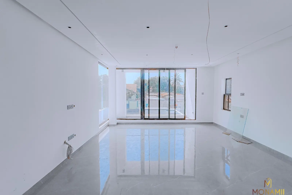 5 bedroom houses for sale in ashaley botwe