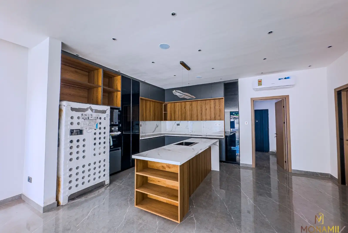 5 bedroom houses for sale in ashaley botwe