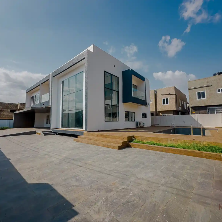 4 bedroom house sale lakeside estate