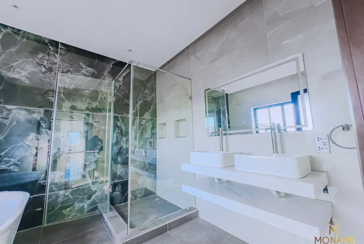 3 bedroom house for sale in Lakeside