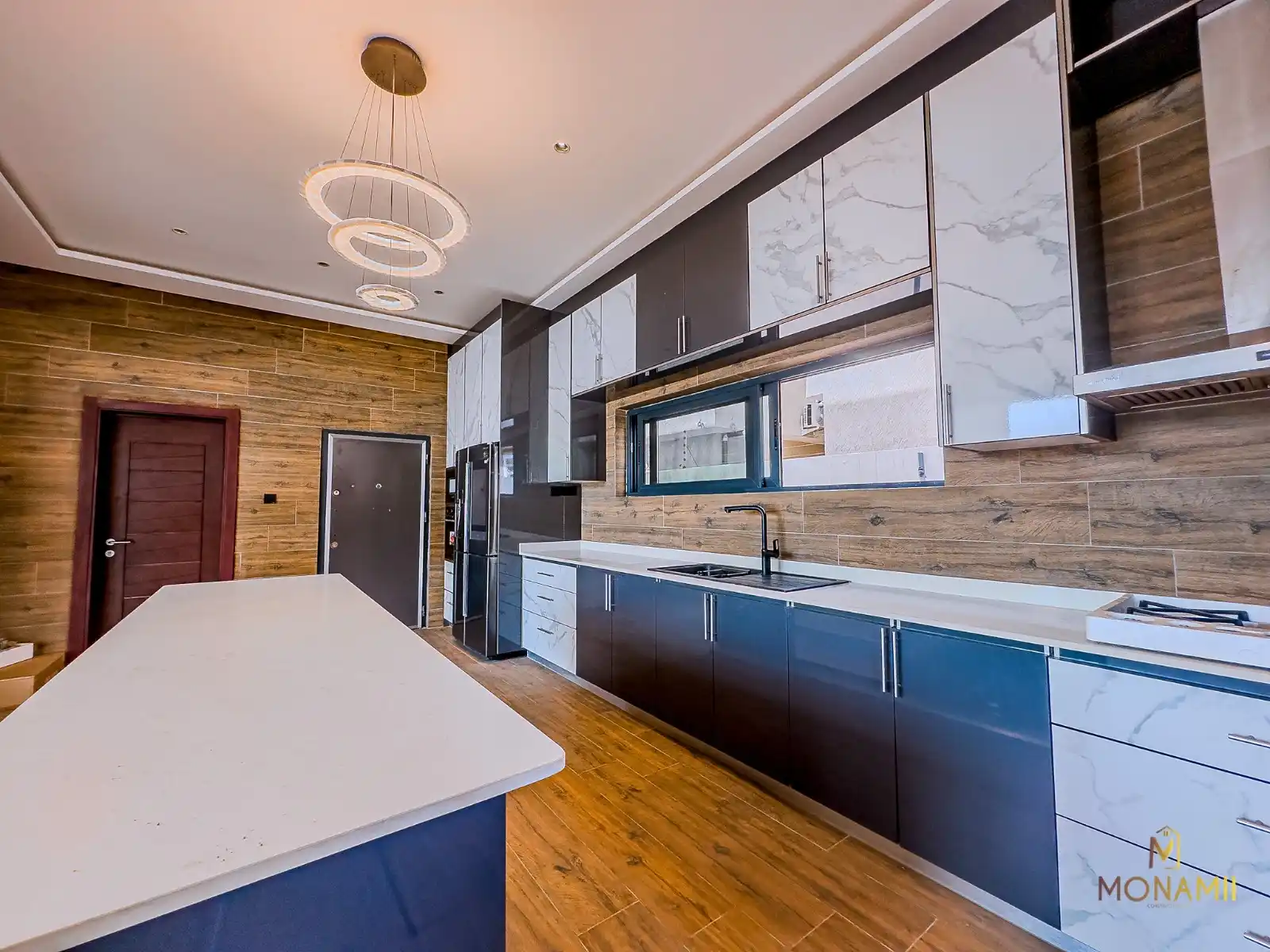 4 bedroom house sale lakeside estate