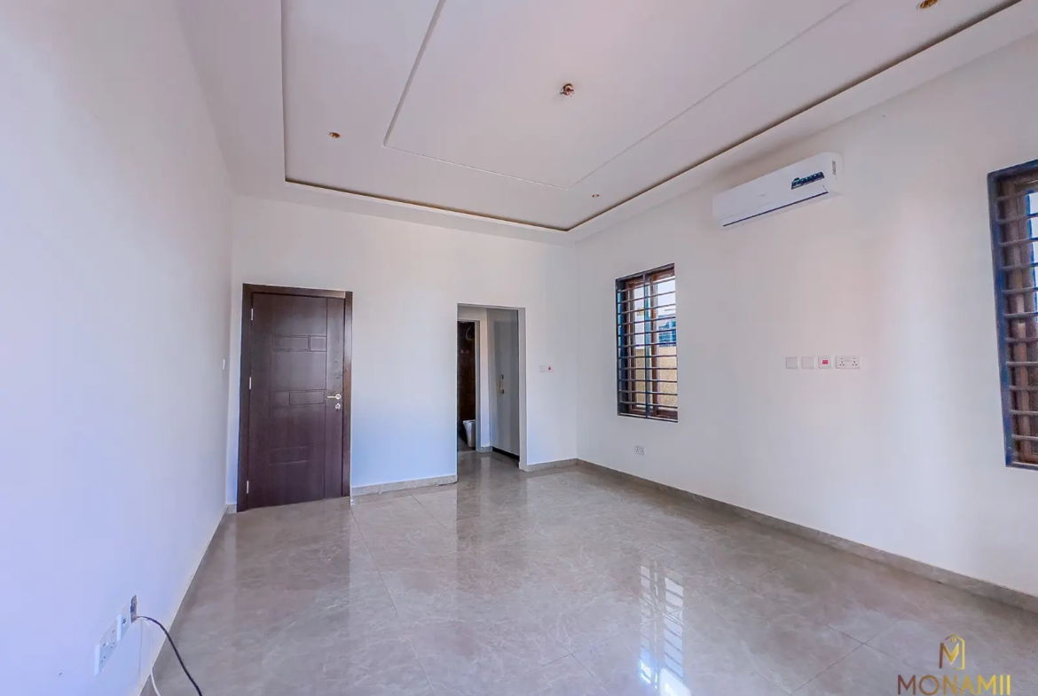 3 bedroom house for sale at Lakeside Estate