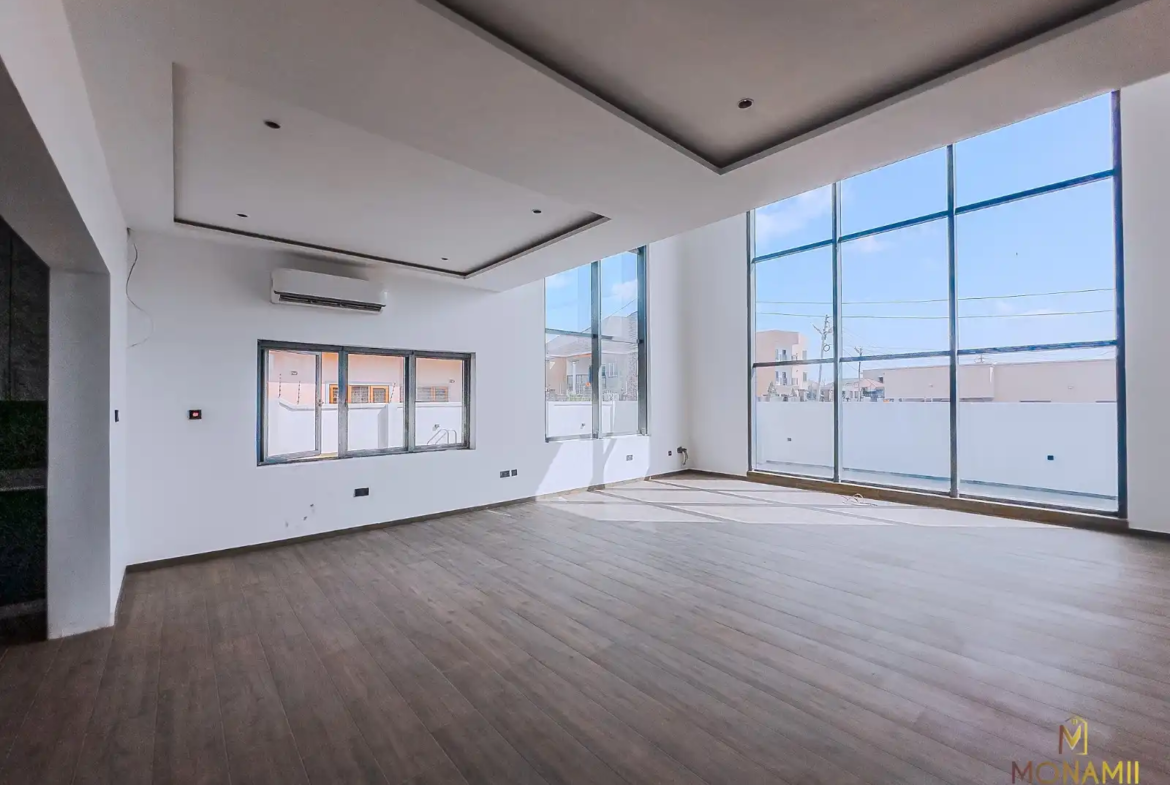 4 bedroom house sale lakeside estate