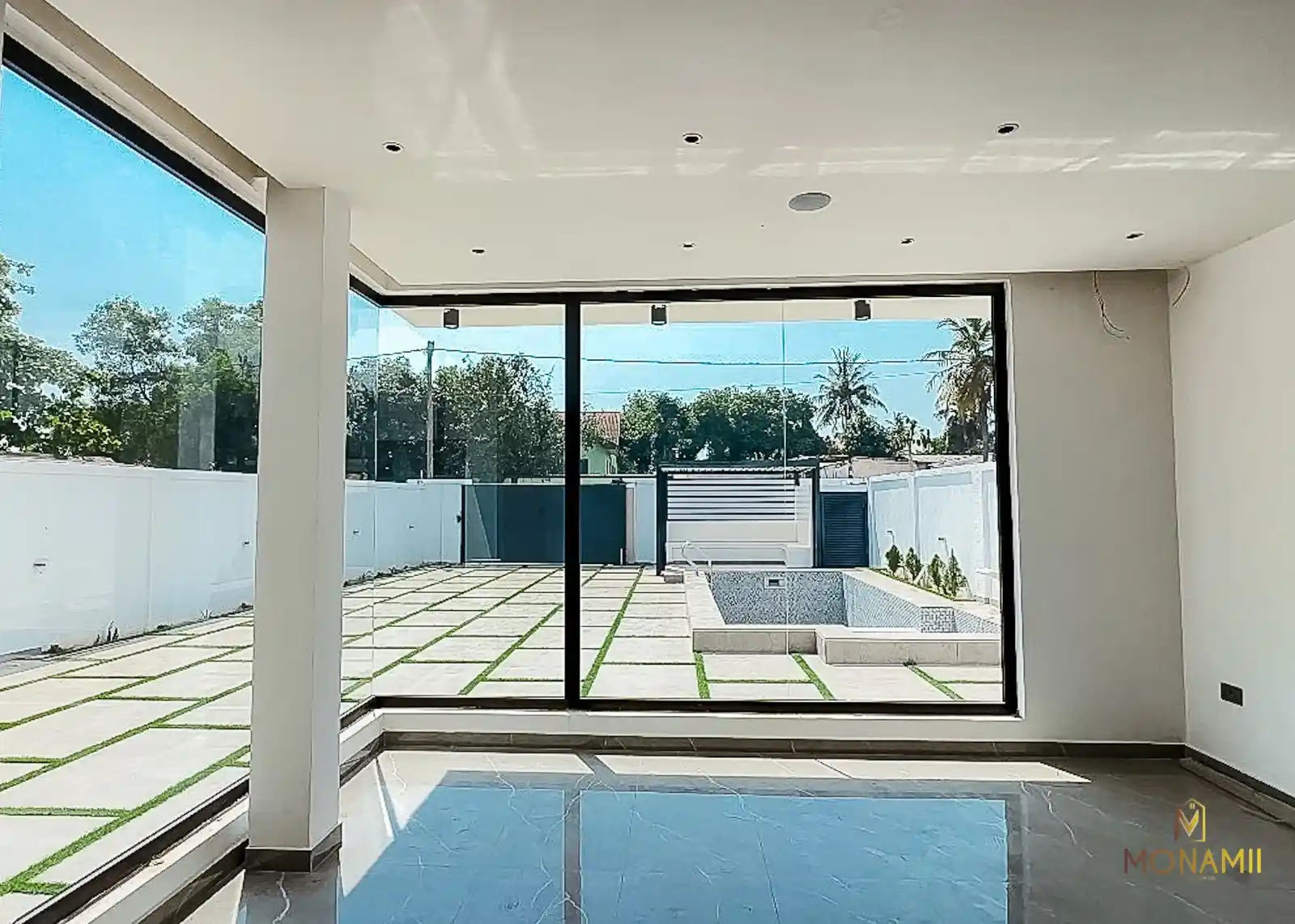 5 bedroom houses for sale in ashaley botwe