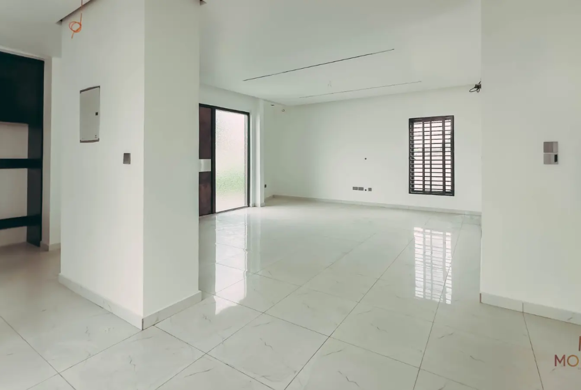 houses for sale at ashaley botwe​