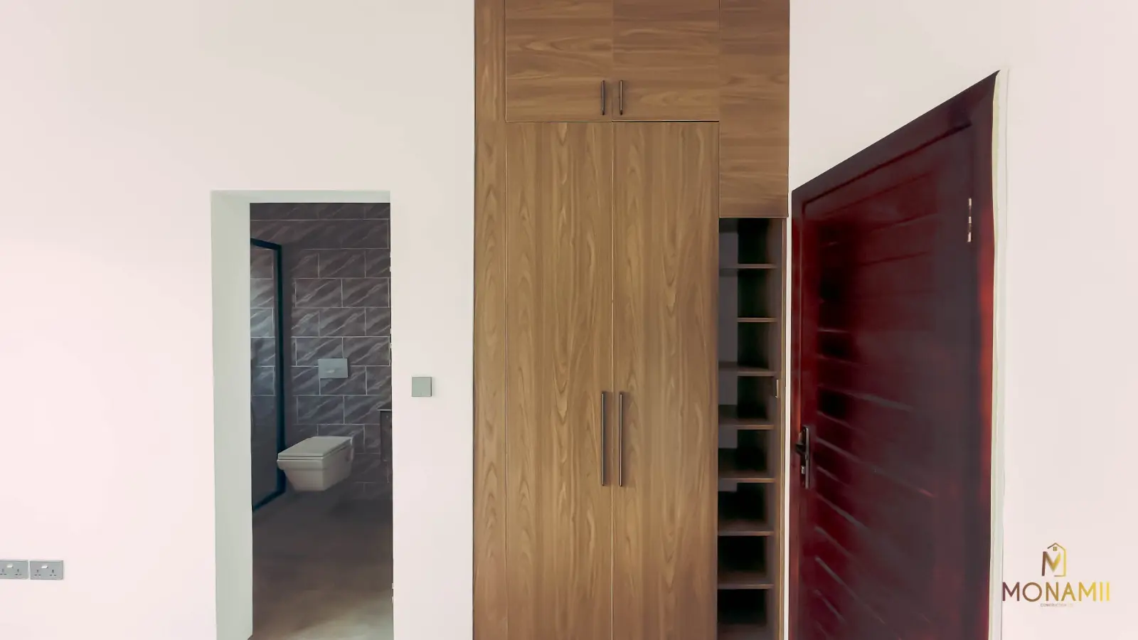 houses for sale at ashaley botwe​