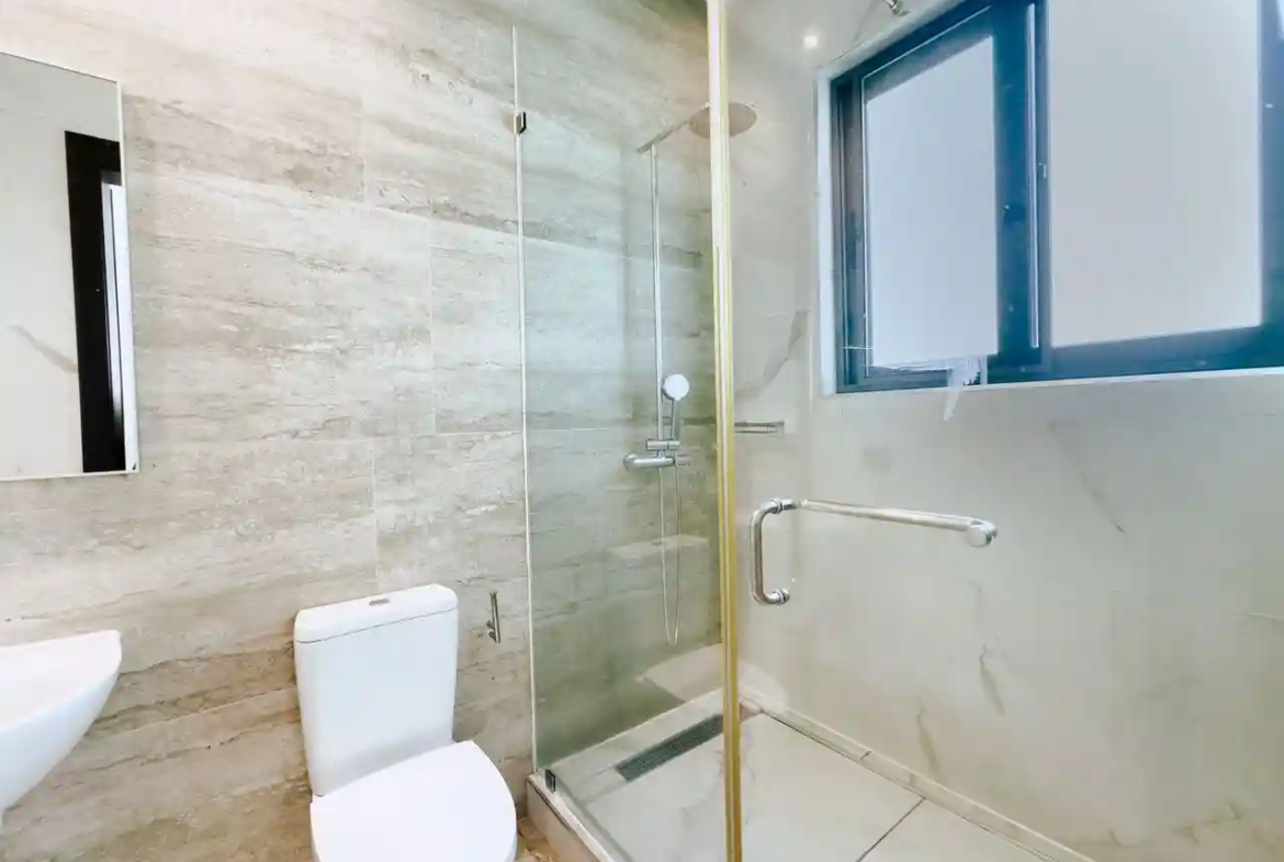 4 bedroom house for rent at east legon