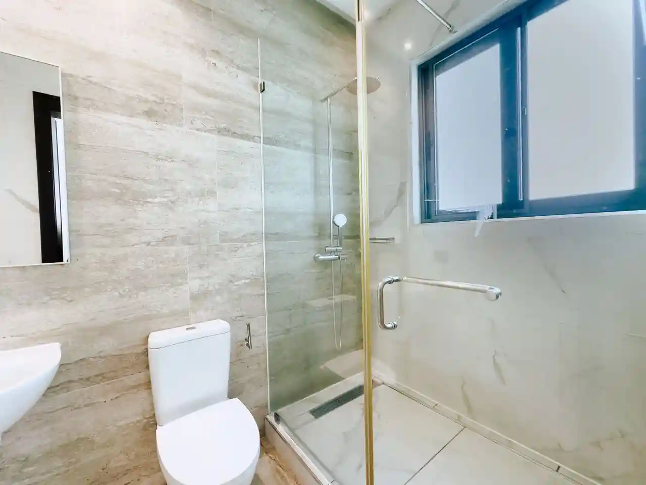 4 bedroom house for rent at east legon