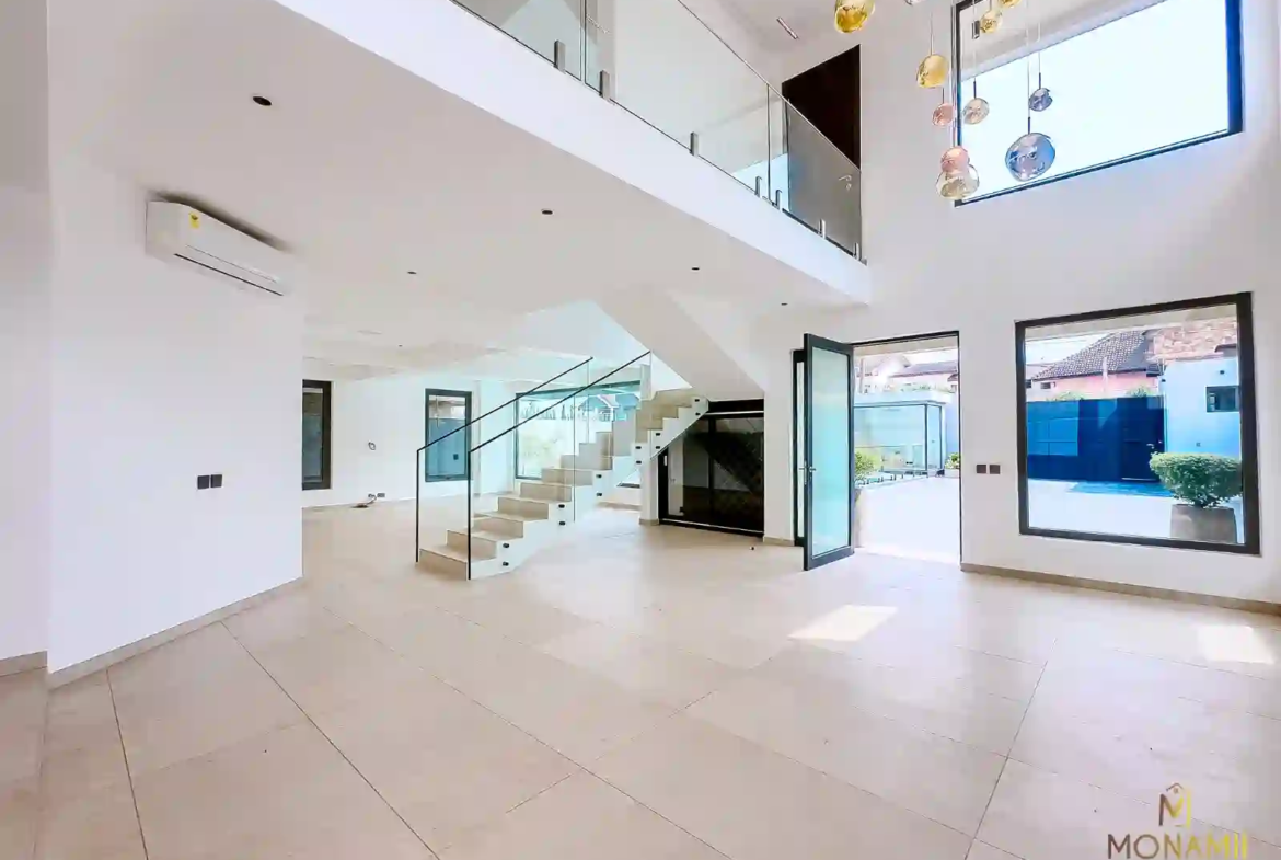 5 bedroom home sale adjiringanor