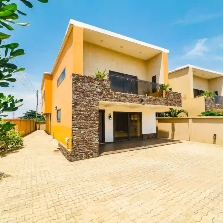 3 bedroom houses for sale in ashaley botwe​ accra