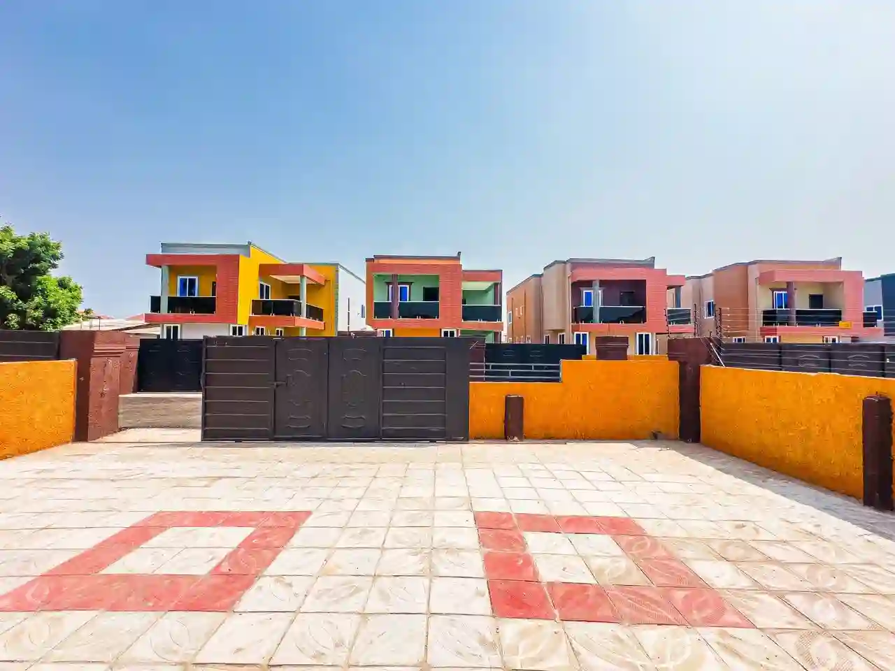 3 bedroom house sale gated community spintex malik