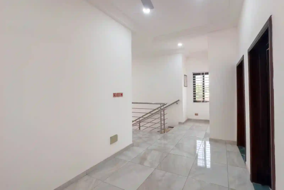 3 bedroom house for sale in ashaley botwe​