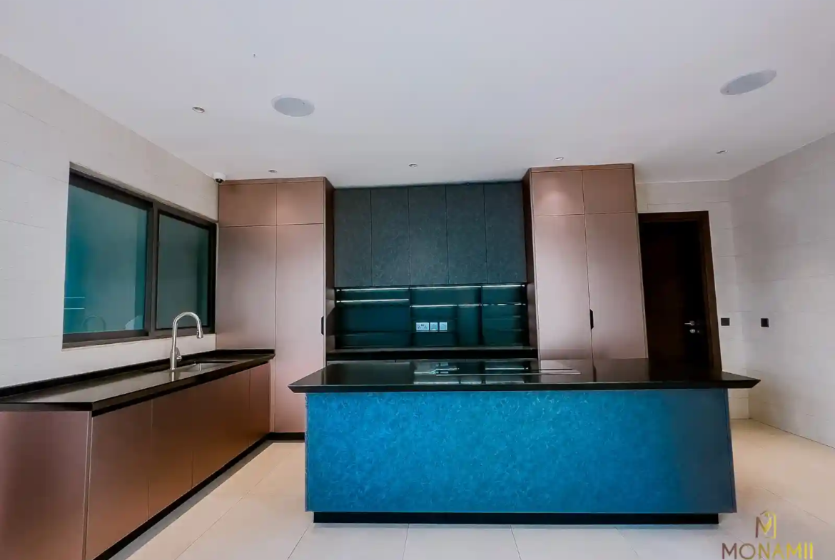 5 bedroom home sale adjiringanor