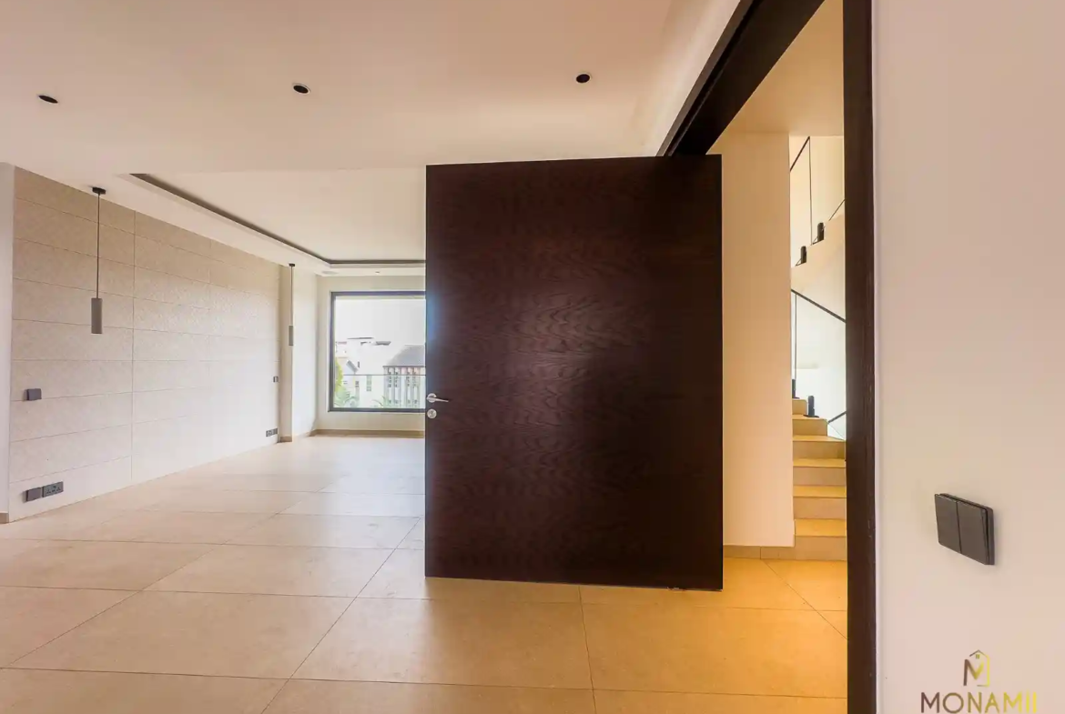 5 bedroom home sale adjiringanor