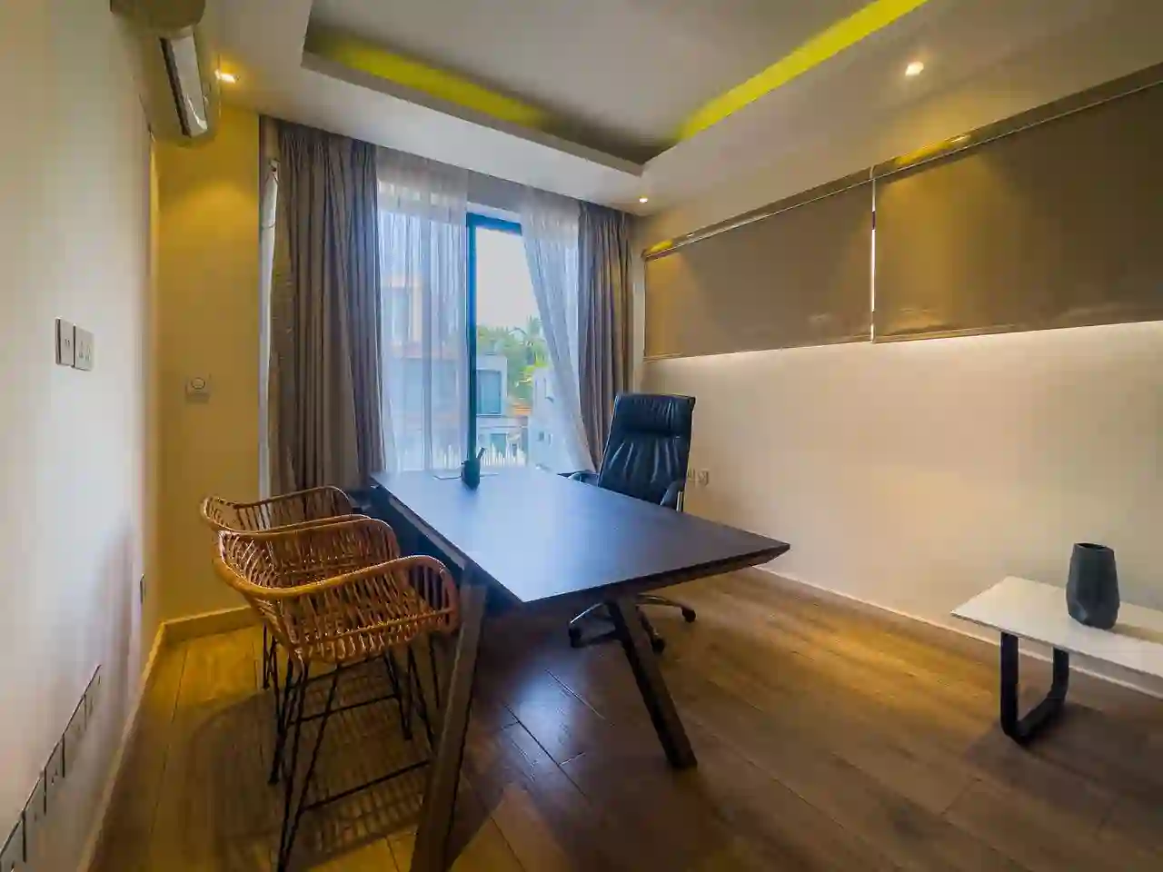 4 bedroom house rent cantonments accra