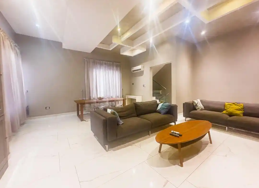 4 bedroom house for rent east legon