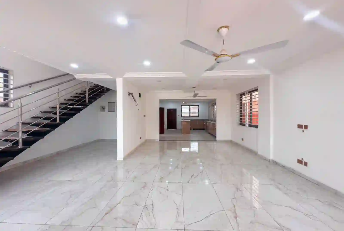 3 bedroom house for sale in ashaley botwe​