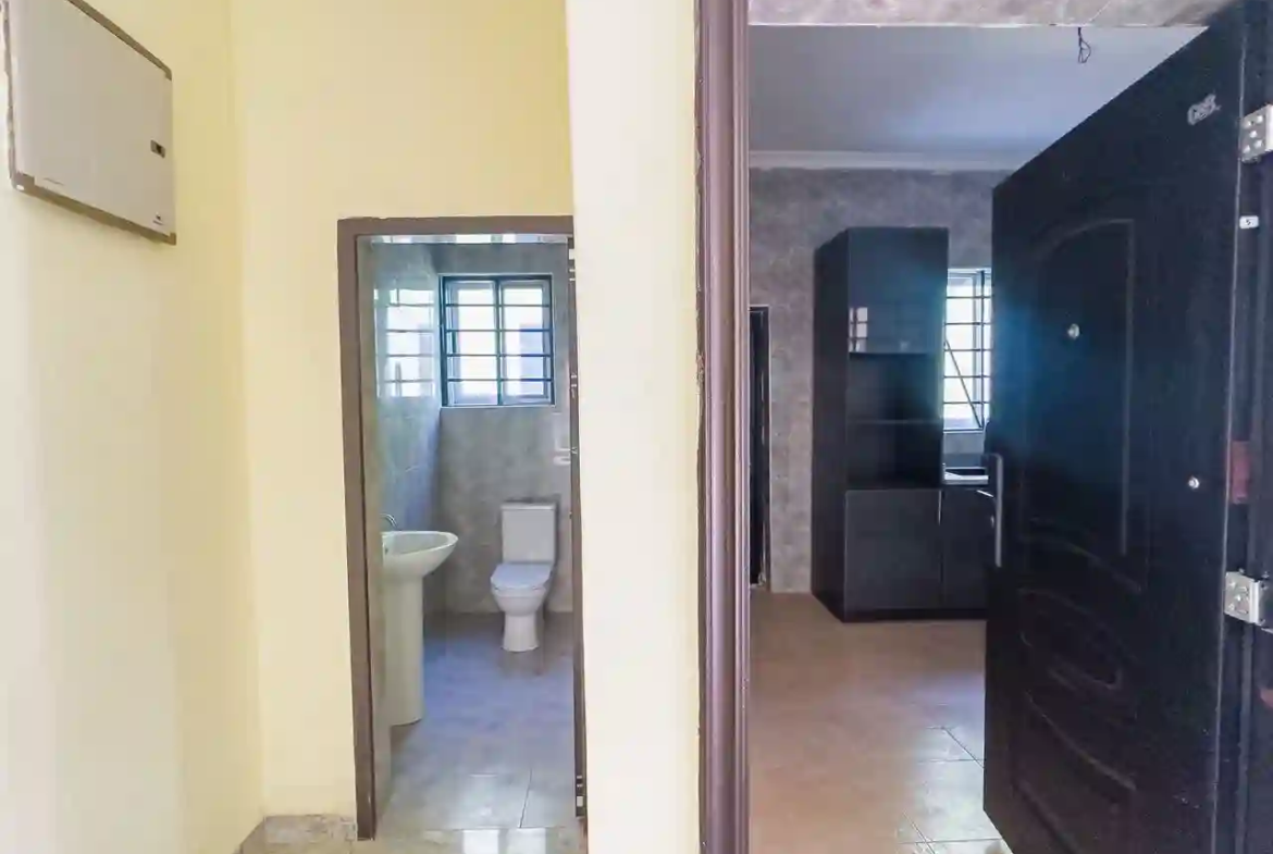 3 bedroom house sale gated community spintex malik