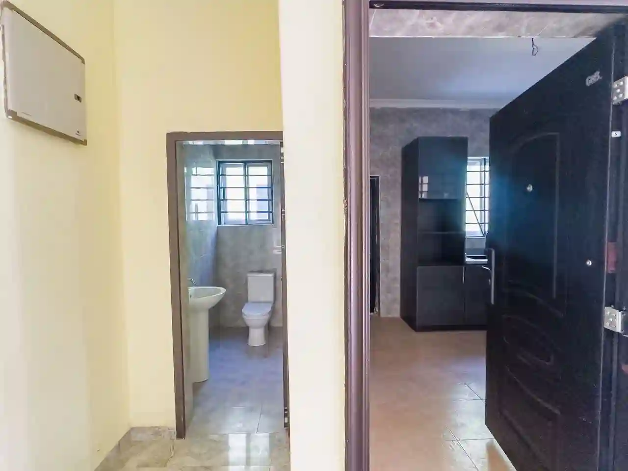 3 bedroom house sale gated community spintex malik