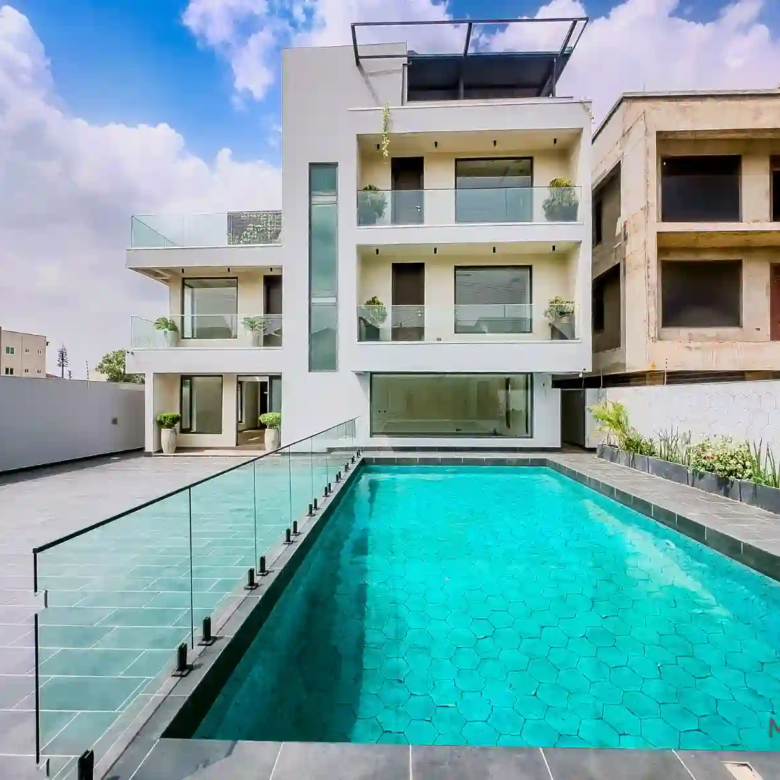 5 bedroom home sale adjiringanor