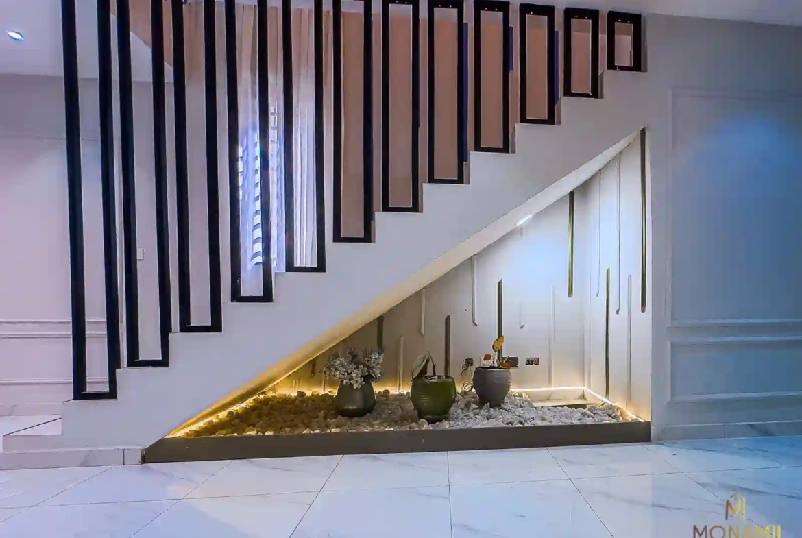 Cheap bedroom house for sale in lakeside estate