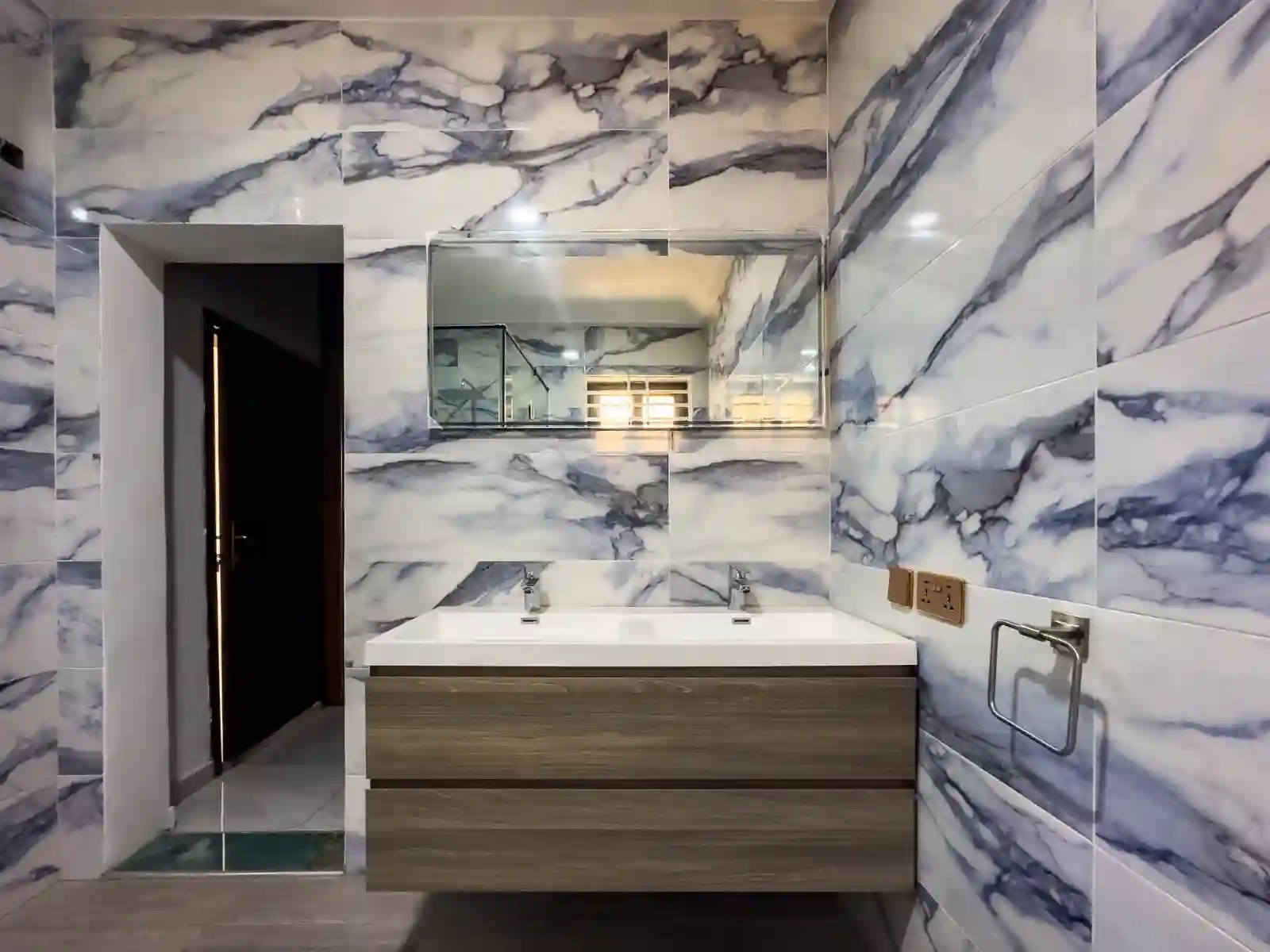 3 bedroom house for sale in ashaley botwe​