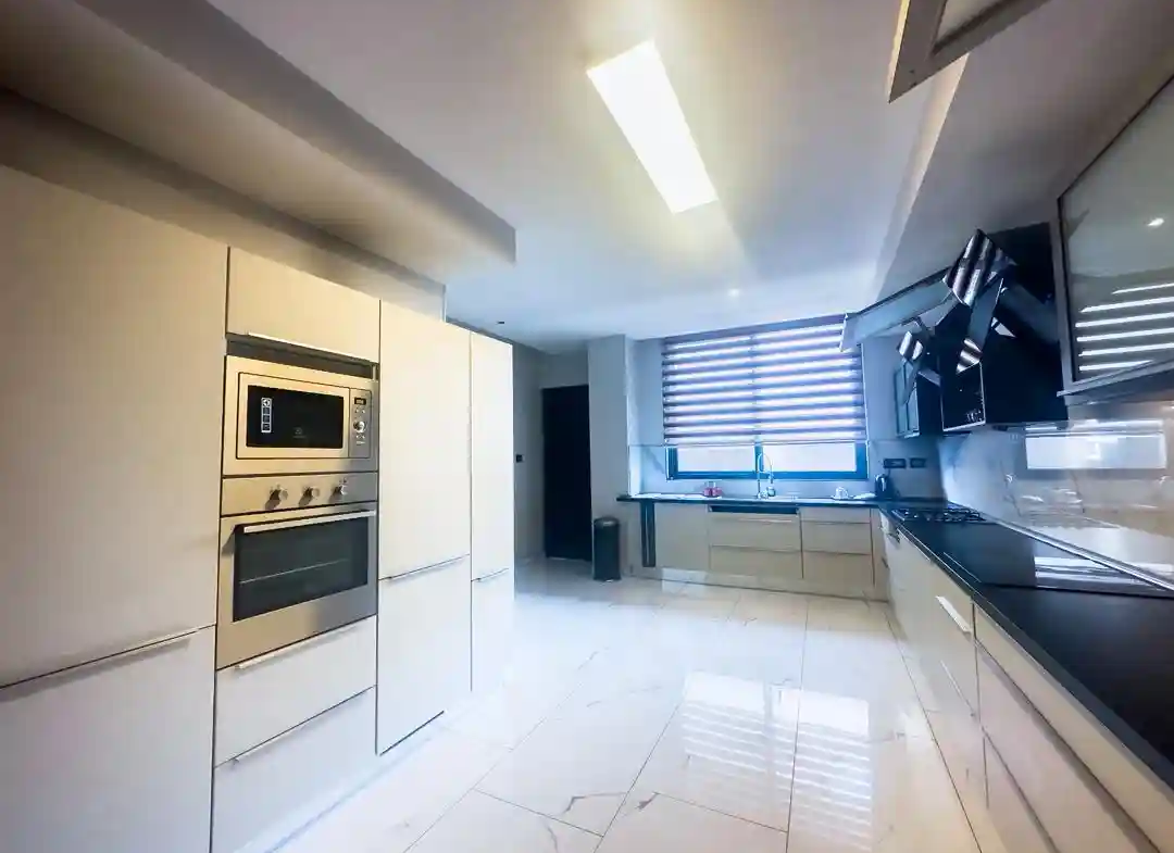 4 bedroom house for rent east legon