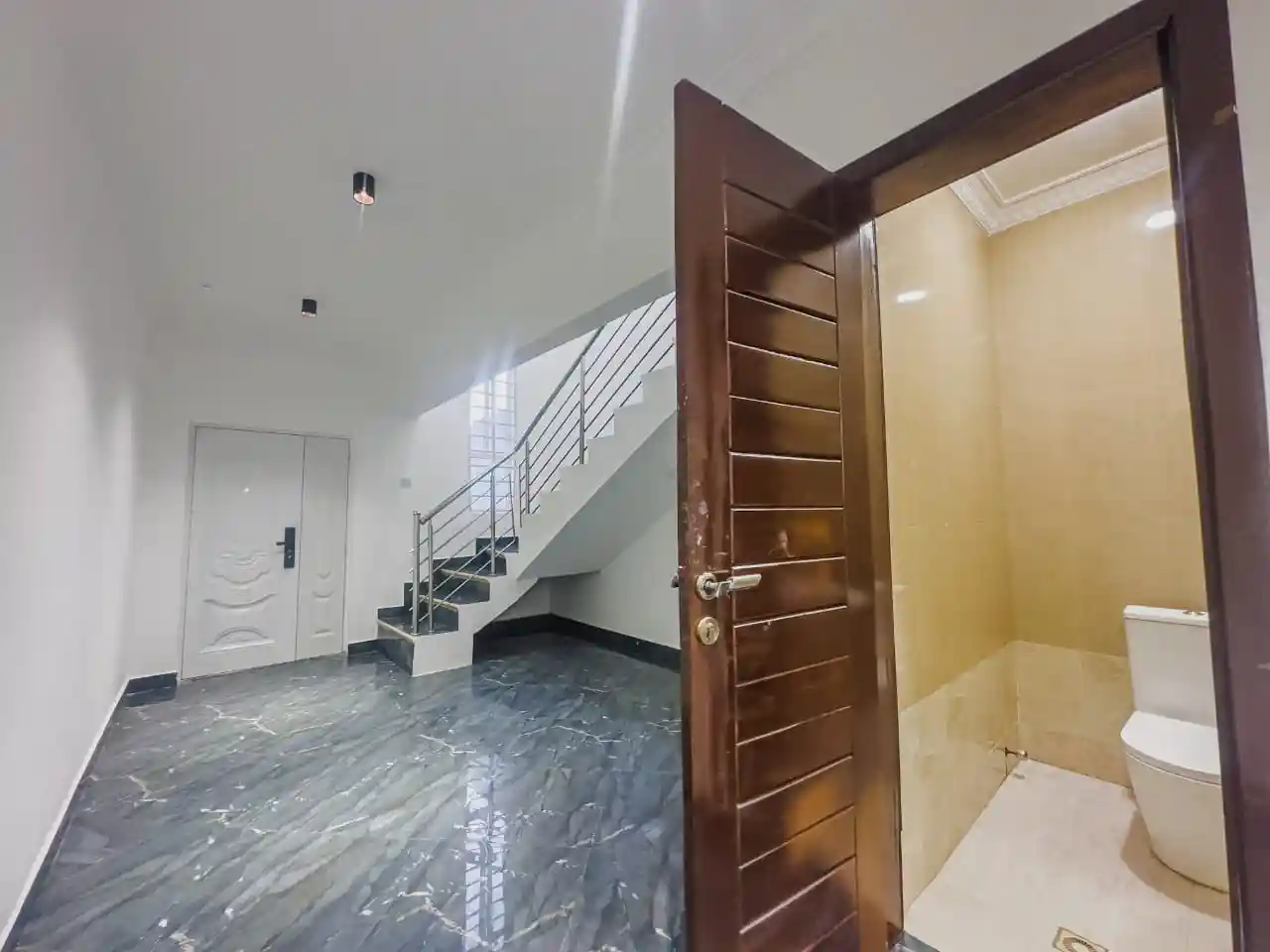 3 bedroom house rent trasacco east legon